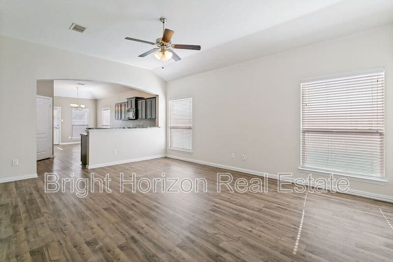 Fort Worth House: 1440 Gallina Trail