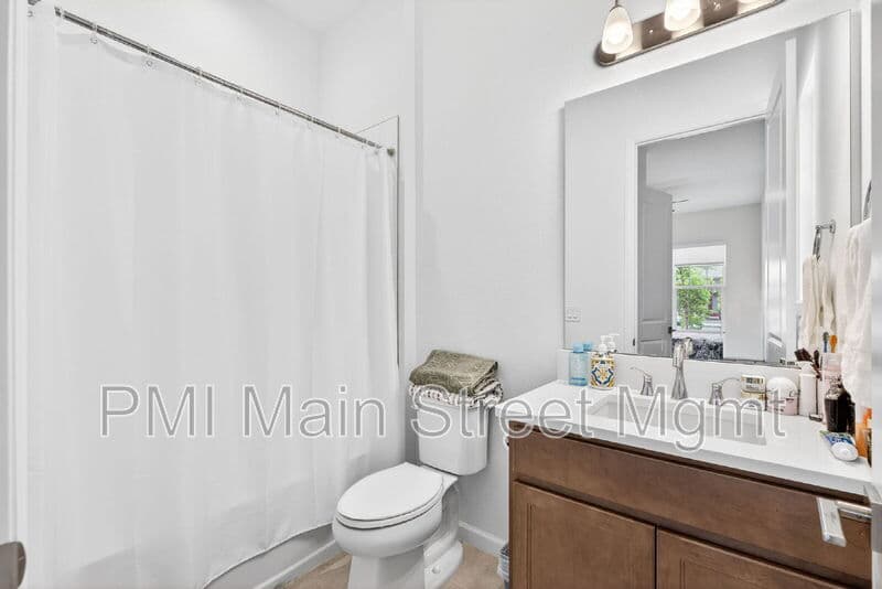 St. Cloud House: 6604 Quest Street