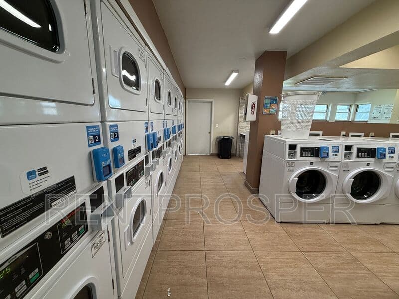 Orlando Condo: 4209 S. Semoran Blvd