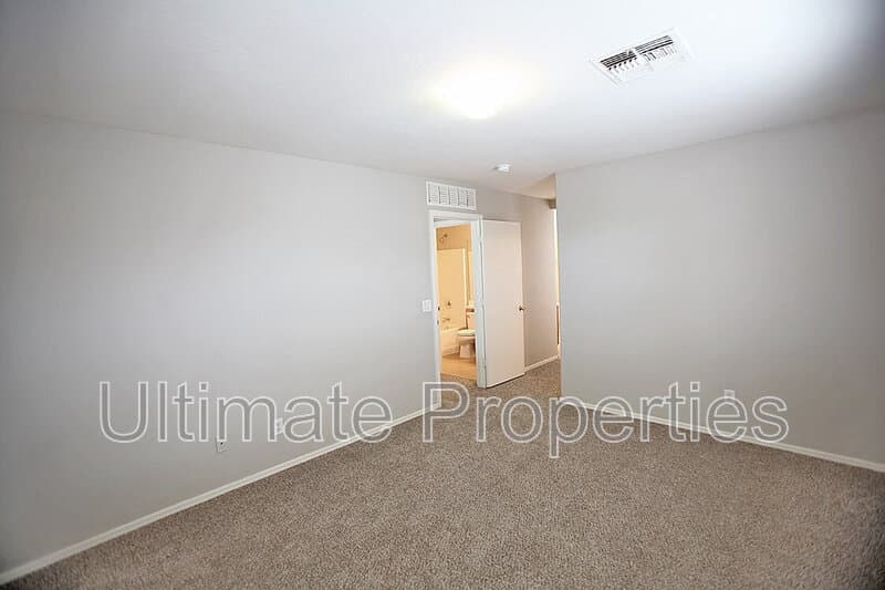 Phoenix House: 5313 W Albeniz Pl