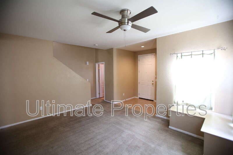 Glendale House: 6376 W Ruth Ave
