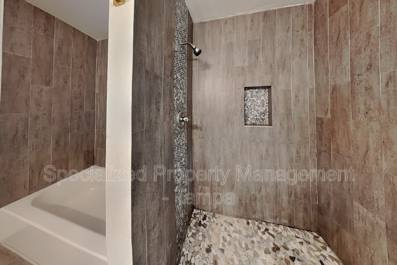 Tampa House: 311 W Fern St