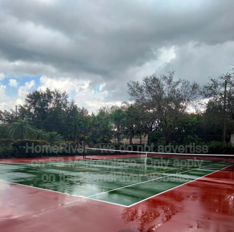 Port Saint Lucie House: 201 SW Palm Dr