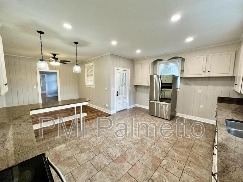 Cayce House: 1419 Axtell Drive