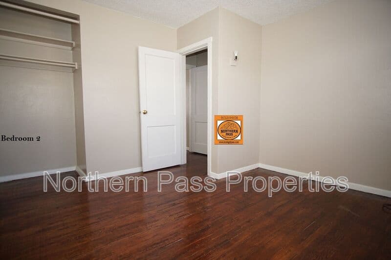 El Paso Condo: 1226 Huckleberry St