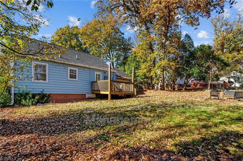 Winston-Salem House: 156 Rosedale Circle