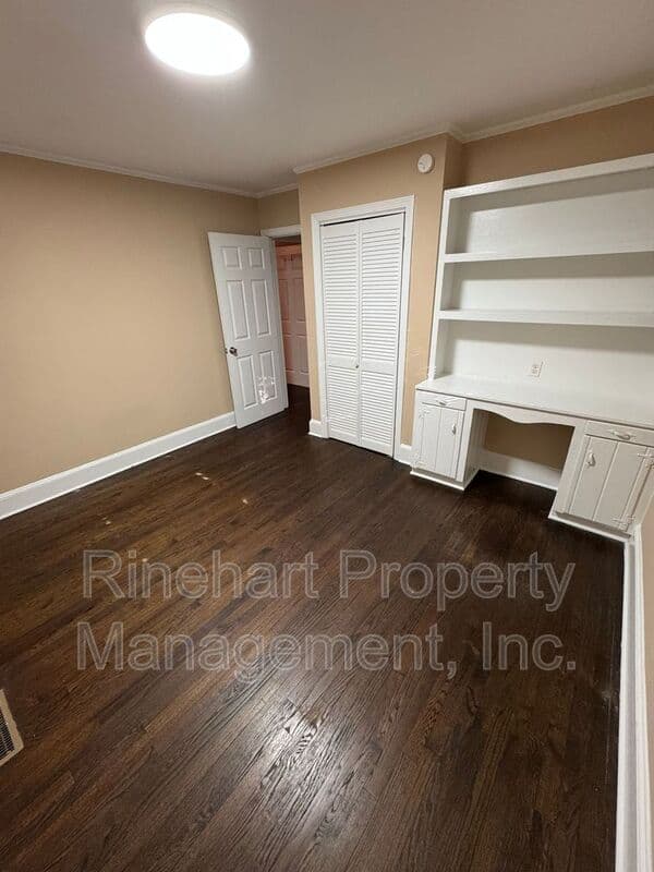 Rock Hill House: 1042 Westover Circle