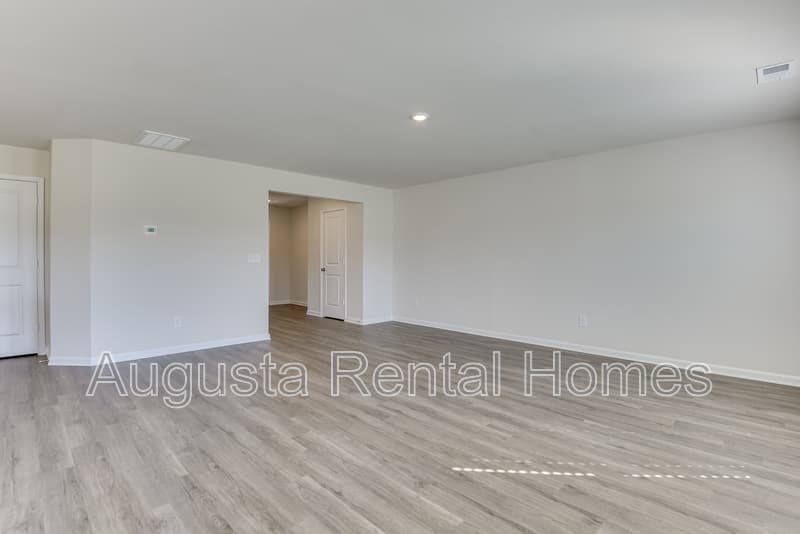 Aiken House: 5744 Cobalt Falls Bend