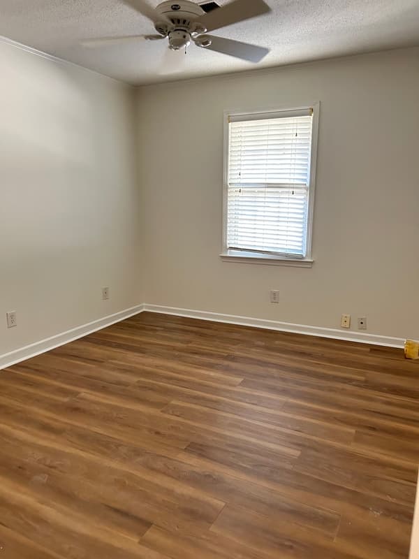 Greenville Condo: 32 Oakwood Dr