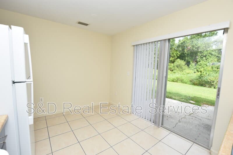 Lakeland Condo: 4705 Dimbath Dr.
