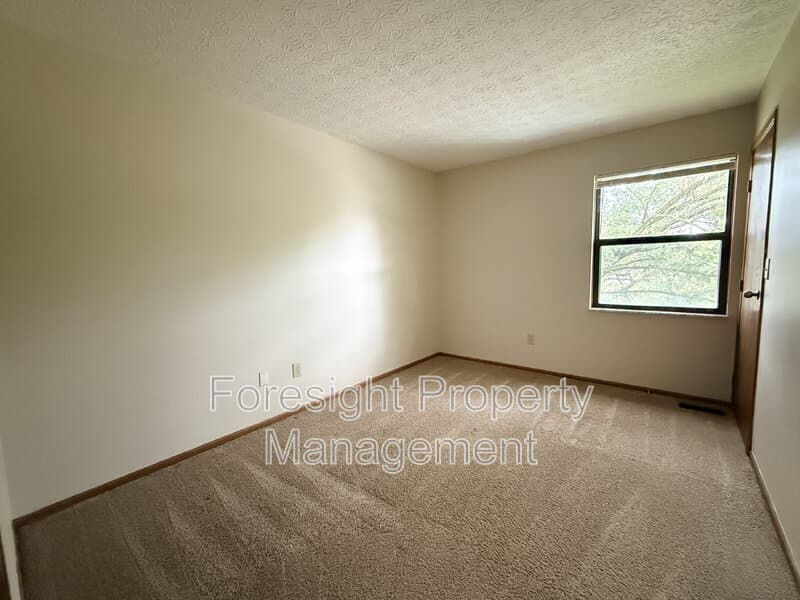 Columbus House: 3850 Heatherglen Drive