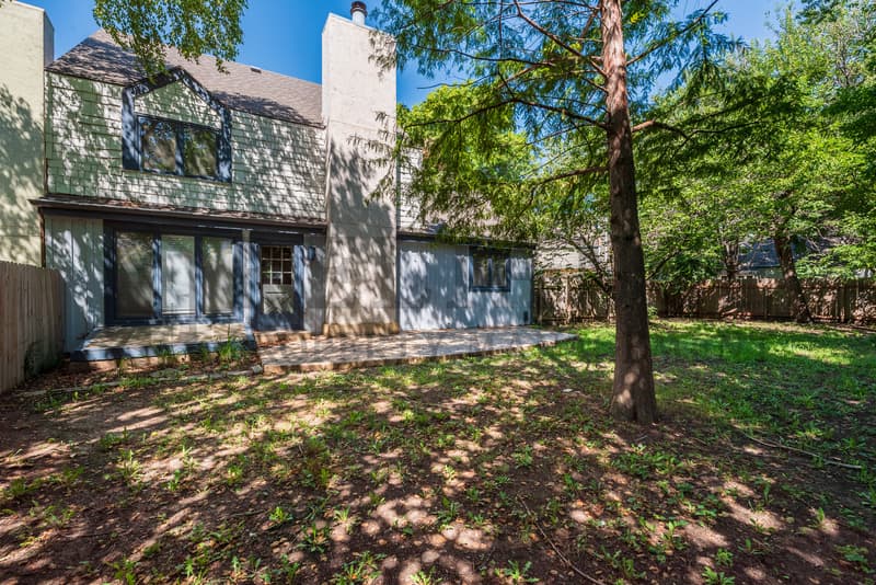 Wichita House: 7211 Bainbridge Road