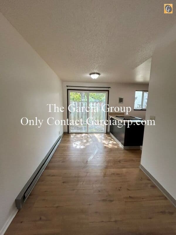 Gresham Condo: 480 SE Vista Ave.