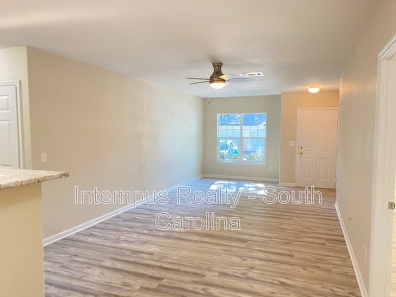 Bluffton Condo: 897 Fording Island Rd