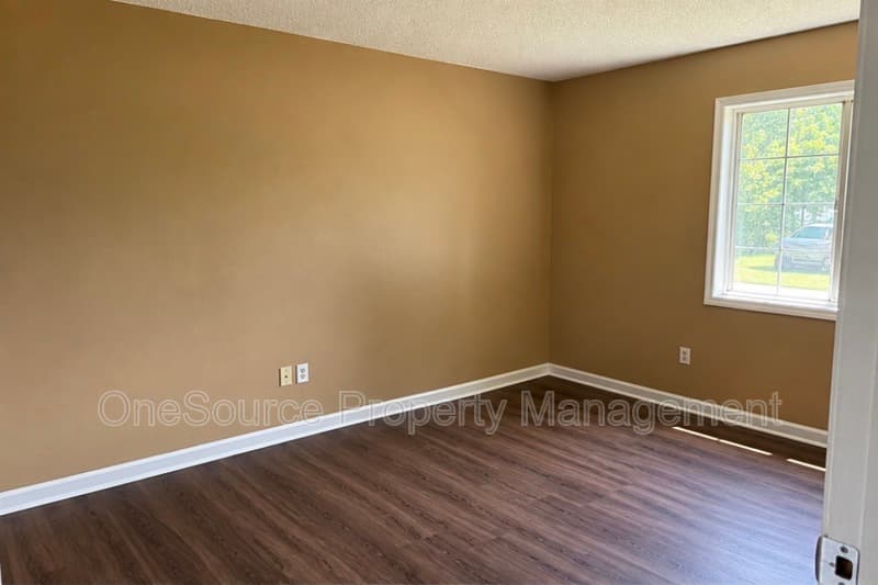 Quincy House: 522 Charlie Harris Loop