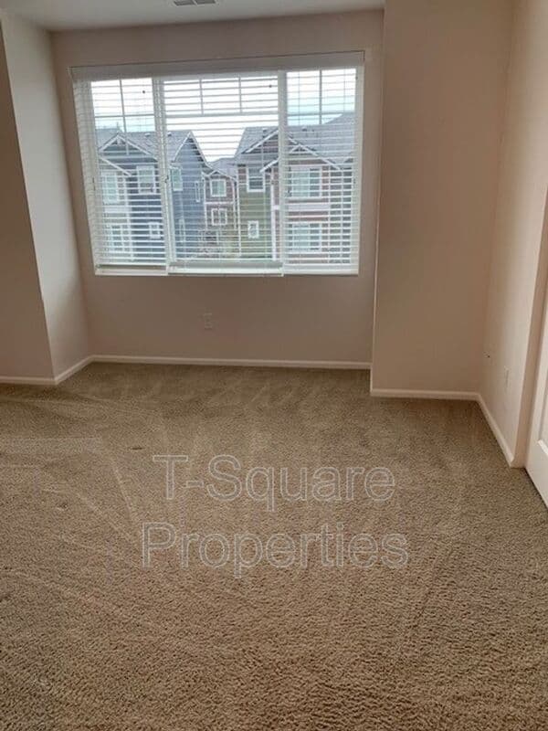 Everett House: 3406 31st Dr