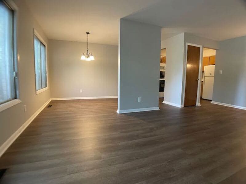 Peoria Condo: 911 North Sheridan Road - A2