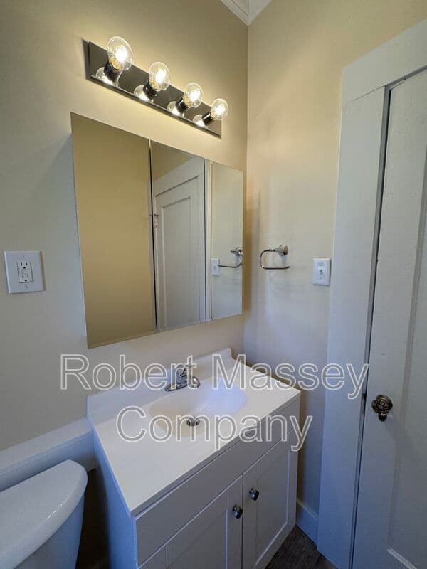 Louisville Condo: 2424 Glenmary Avenue