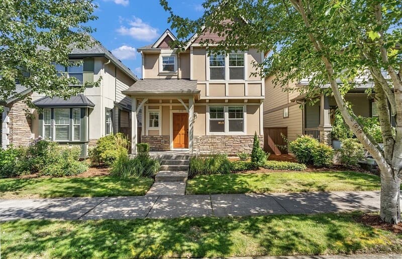 Beaverton House: 370 Southwest 204th Terrace