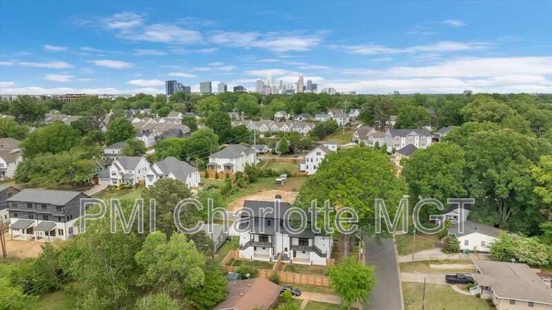 Charlotte House: 428 Dover Ave