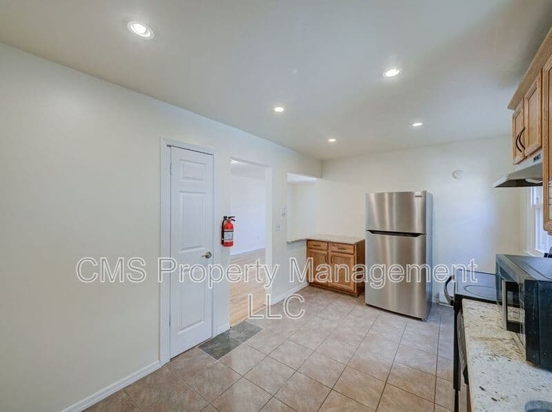 Vauxhall Condo: 287 Montclair Avenue
