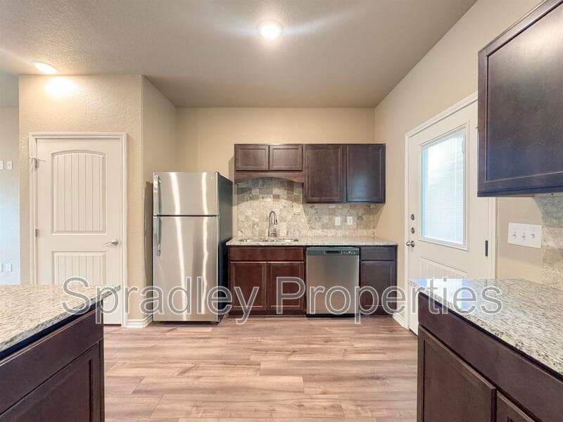Belton Townhome: 1080A Hibiscus Dr