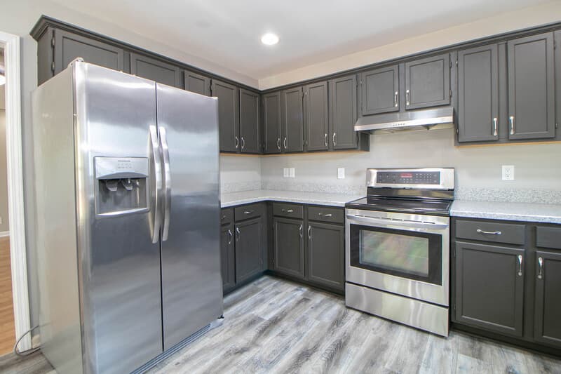 Clarksville House: 2202 Kim Drive