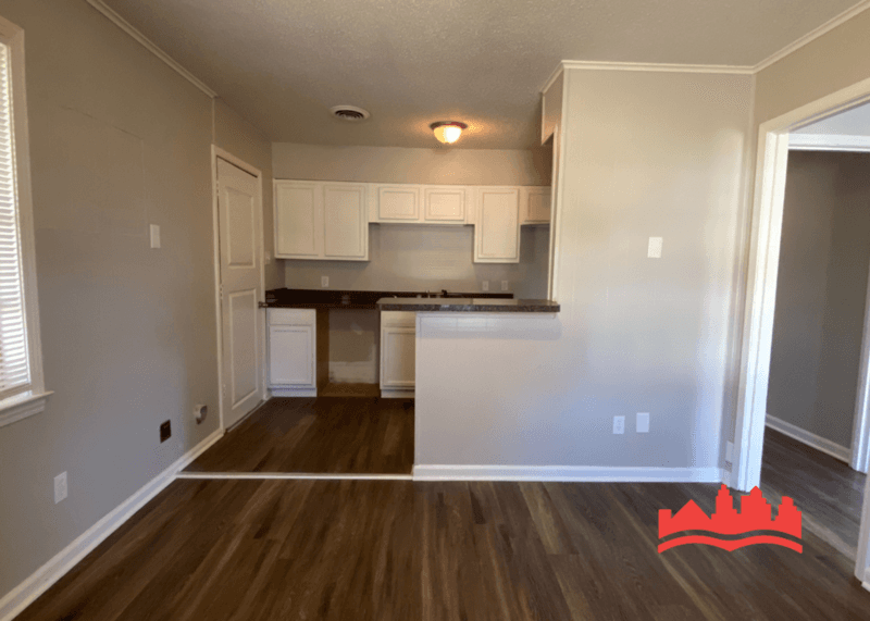 Memphis House: 745 Harahan Rd