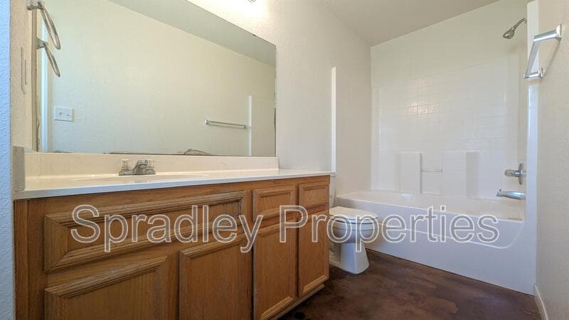Killeen Condo: 5708A Luxor Dr