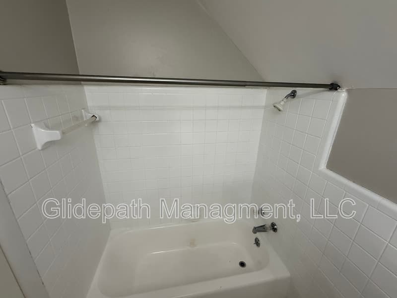 Jonesboro House: 1501 Broadmoor