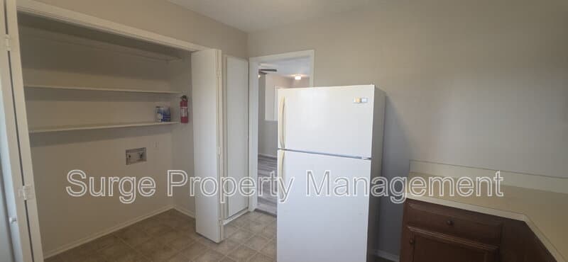 Benbrook Condo: 237 Vista Way