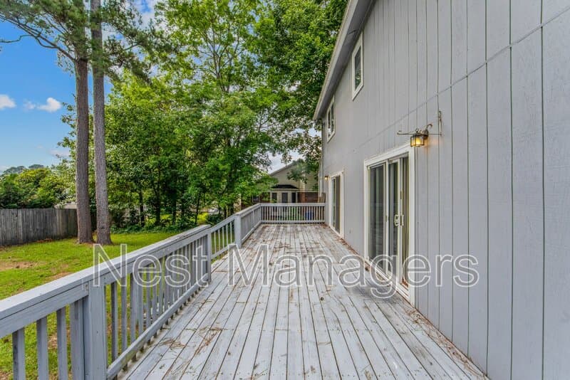 Fayetteville House: 3597 Hastings Drive