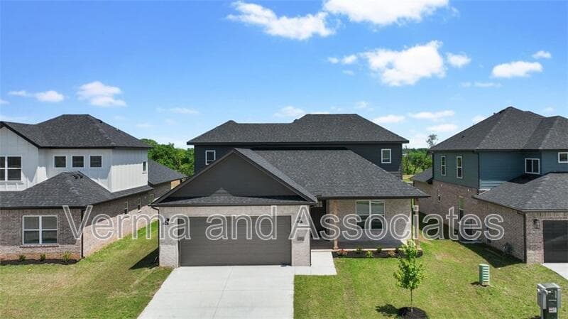 Centerton House: 1221 Mammoth St