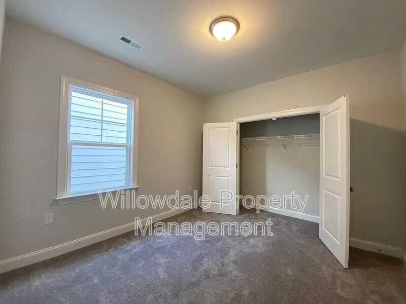 Wake Forest House: 725 Cormiche Lane