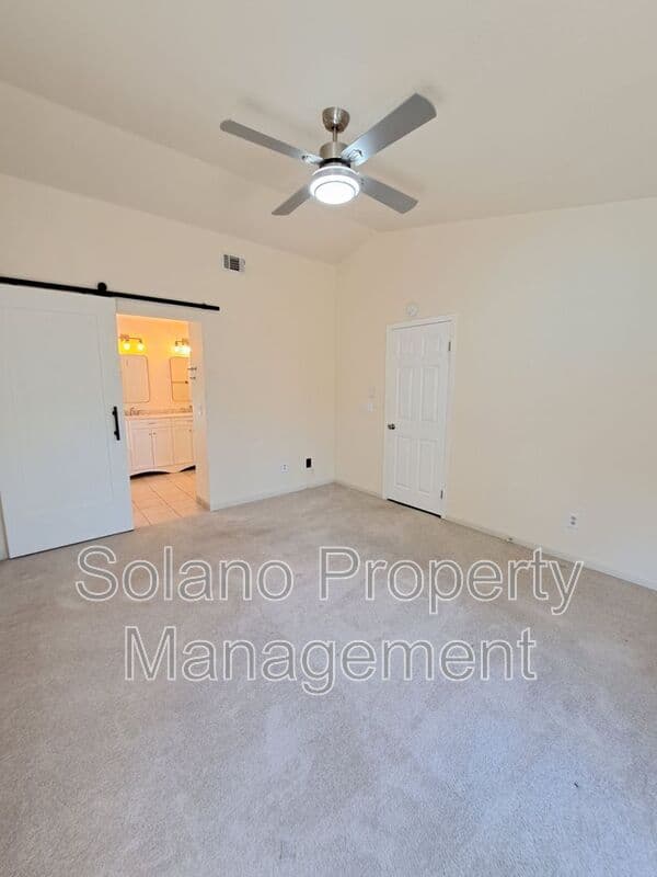 Vacaville House: 354 Bradley Dr.