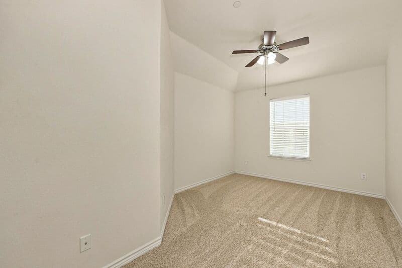 The Colony House: 5972 Clearwater Dr