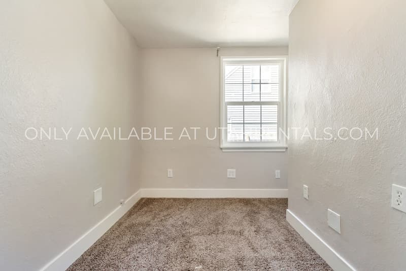 American Fork House: 411 W Main St