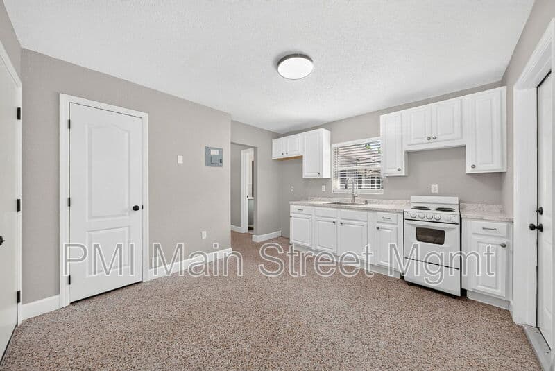 Orlando Condo: 2513 Musselwhite Avenue