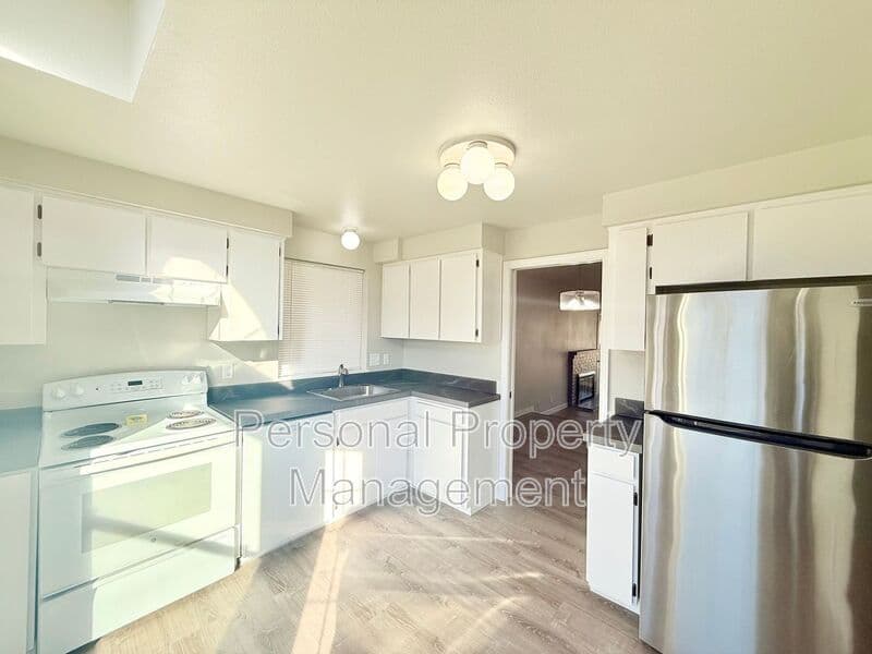 Vancouver House: 15814 SE 15th St.