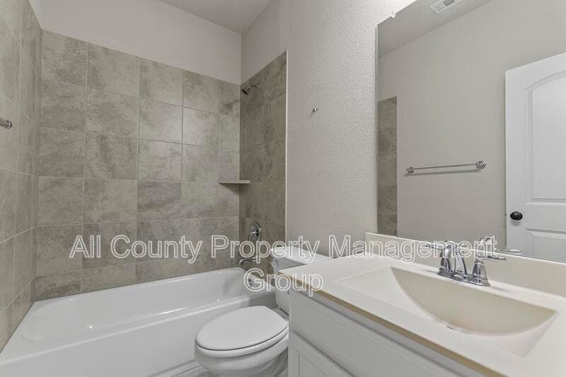 Fort Worth House: 5757 Broad Bay Lane