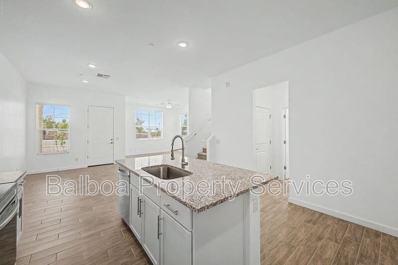 Mesa Townhome: 8232 E University Dr