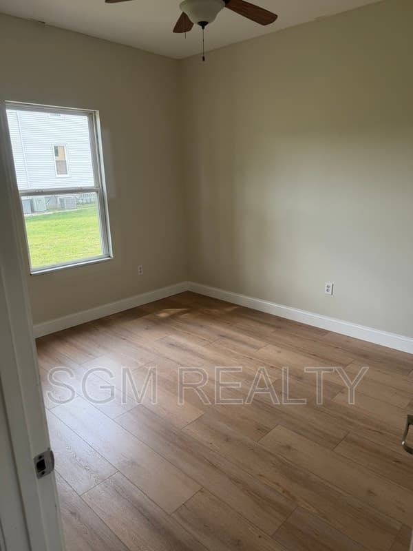 Belleville Condo: 26 N 18th St