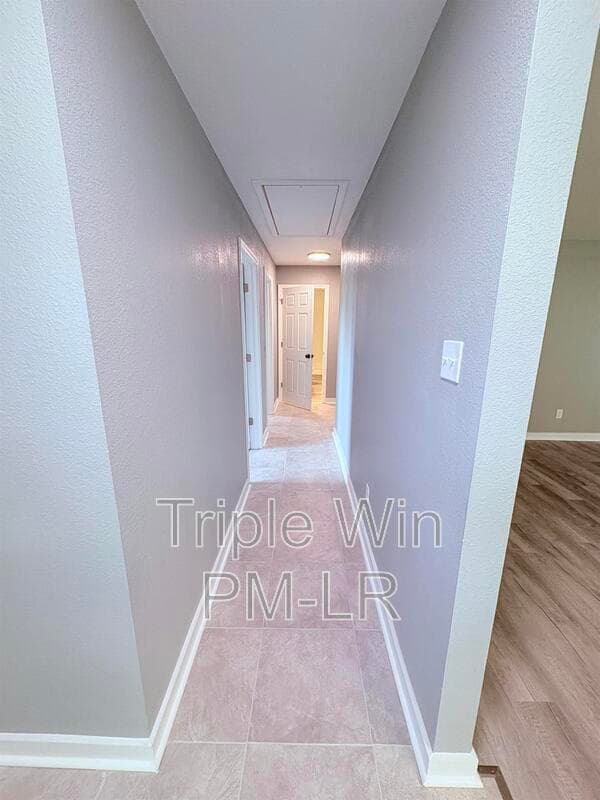 Cabot House: 8475 John Harden Drive