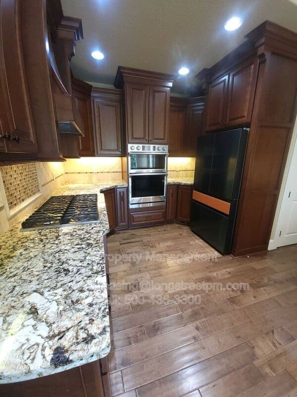 Portland House: 9739 NW Henry Ct