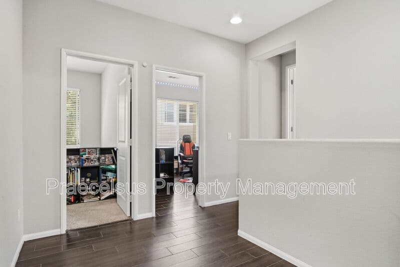 Chula Vista Townhome: 1724 Rolling Water