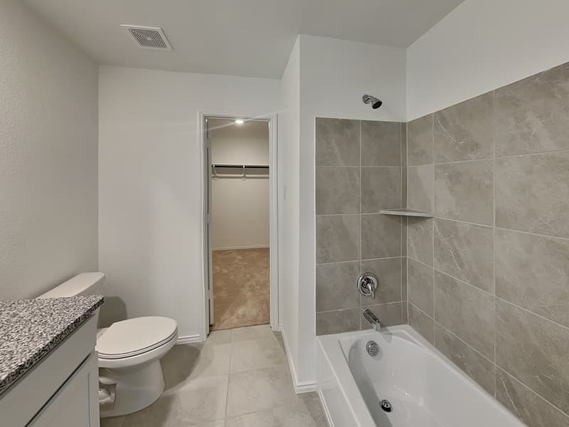 Fort Worth House: 9809 Papillion Way