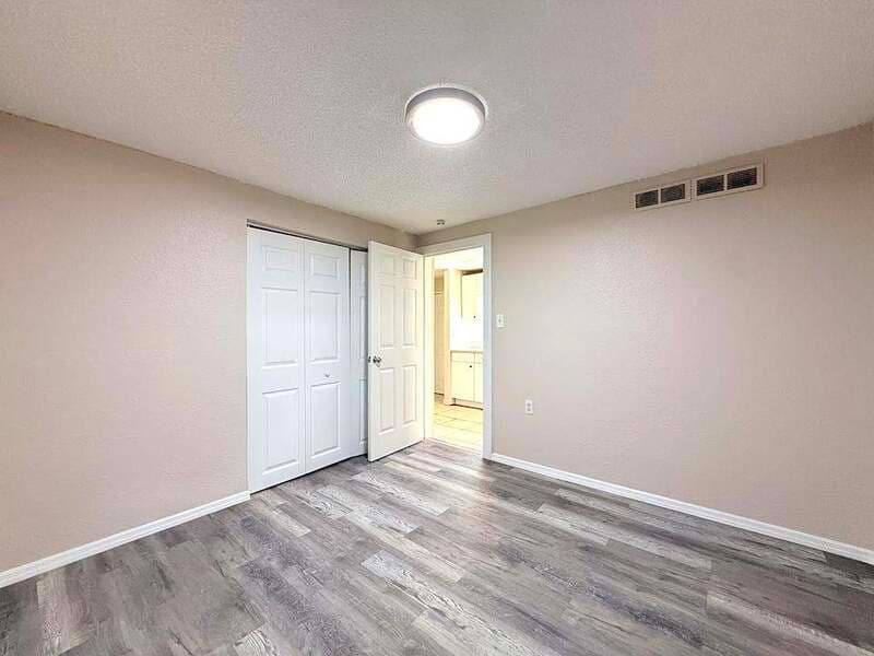St. Petersburg Condo: 4540 41st Avenue North - B