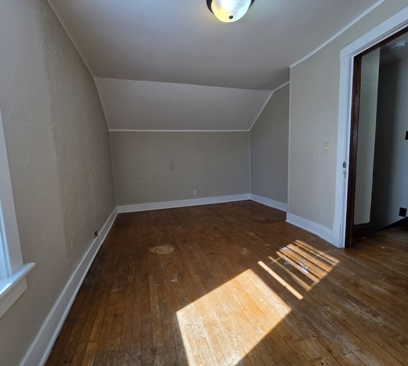 Appleton House: 1009 North Oneida Street