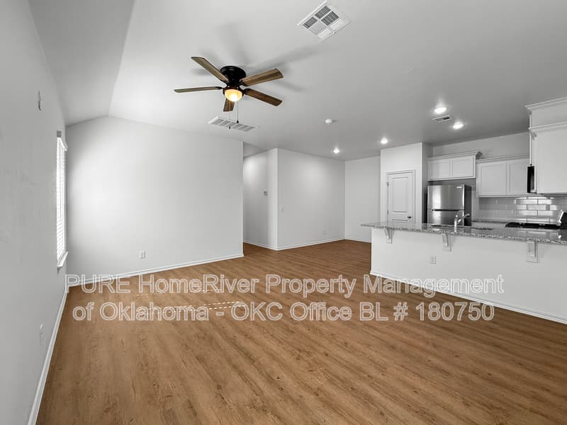 YUKON Condo: 10624 SW 16TH TER