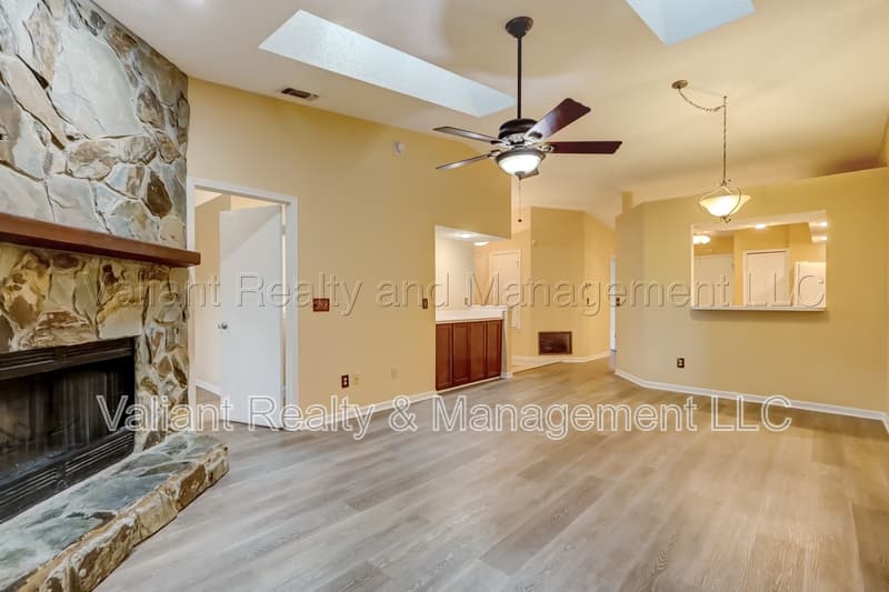 Jacksonville House: 3476 Raymur Villa Drive